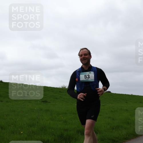 04.05.2025 - 8. Wedeler Halbmarathon Yannick Fuchs http://msf.ph/oto/7822969 04.05.2025 12:15:45 Laufen 53 meine-sportfotos.de