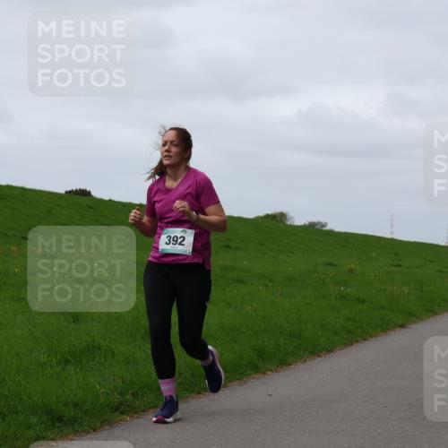 04.05.2025 - 8. Wedeler Halbmarathon Yannick Fuchs http://msf.ph/oto/7822981 04.05.2025 11:29:57 Laufen 392 meine-sportfotos.de