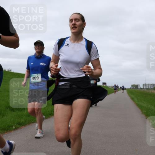04.05.2025 - 8. Wedeler Halbmarathon Yannick Fuchs http://msf.ph/oto/7823030 04.05.2025 11:52:28 Laufen 469 meine-sportfotos.de