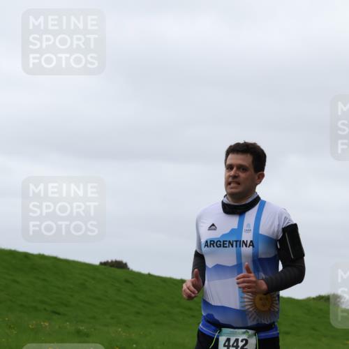 04.05.2025 - 8. Wedeler Halbmarathon Yannick Fuchs http://msf.ph/oto/7823090 04.05.2025 12:16:17 Laufen 442 meine-sportfotos.de