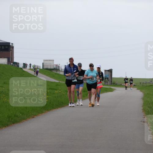 04.05.2025 - 8. Wedeler Halbmarathon Yannick Fuchs http://msf.ph/oto/7823105 04.05.2025 12:16:21 Laufen 516, 698 meine-sportfotos.de