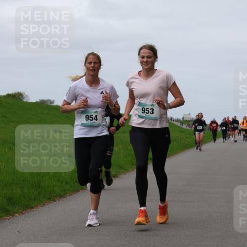 04.05.2025 - 8. Wedeler Halbmarathon Yannick Fuchs http://msf.ph/oto/7823137 04.05.2025 11:30:09 Laufen 954, 953 meine-sportfotos.de
