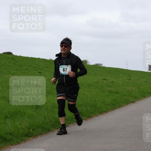 04.05.2025 - 8. Wedeler Halbmarathon Yannick Fuchs http://msf.ph/oto/7823204 04.05.2025 11:30:12 Laufen 67 meine-sportfotos.de