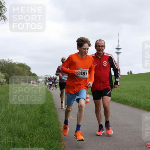 04.05.2025 - 8. Wedeler Halbmarathon Yannick Fuchs http://msf.ph/oto/7823209 04.05.2025 11:11:04 Laufen 788, 481 meine-sportfotos.de