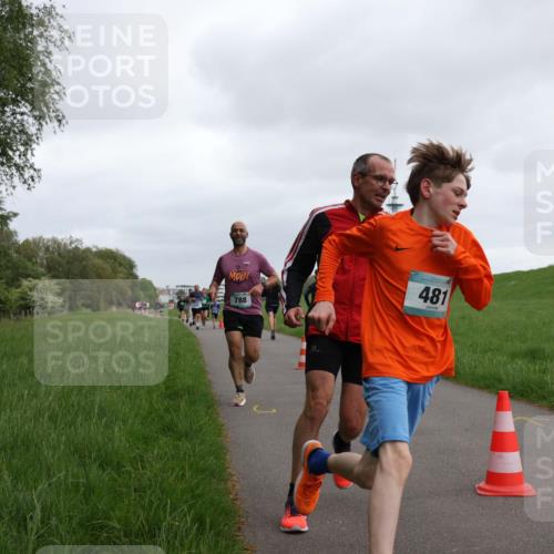 04.05.2025 - 8. Wedeler Halbmarathon Yannick Fuchs http://msf.ph/oto/7823226 04.05.2025 11:11:04 Laufen 788, 481 meine-sportfotos.de