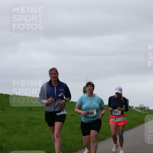 04.05.2025 - 8. Wedeler Halbmarathon Yannick Fuchs http://msf.ph/oto/7823233 04.05.2025 12:16:42 Laufen 698, 531 meine-sportfotos.de