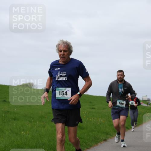 04.05.2025 - 8. Wedeler Halbmarathon Yannick Fuchs http://msf.ph/oto/7823243 04.05.2025 11:52:39 Laufen 2023, 65, 154, 198 meine-sportfotos.de