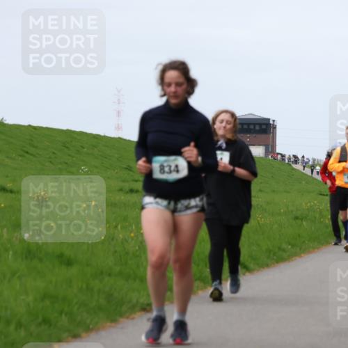 04.05.2025 - 8. Wedeler Halbmarathon Yannick Fuchs http://msf.ph/oto/7823253 04.05.2025 11:30:19 Laufen 834, 6 meine-sportfotos.de