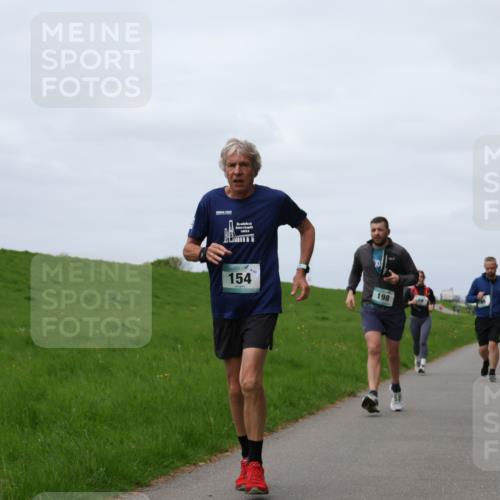04.05.2025 - 8. Wedeler Halbmarathon Yannick Fuchs http://msf.ph/oto/7823254 04.05.2025 11:52:39 Laufen 2013, 154, 198 meine-sportfotos.de