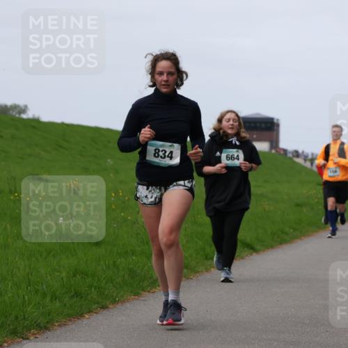 04.05.2025 - 8. Wedeler Halbmarathon Yannick Fuchs http://msf.ph/oto/7823272 04.05.2025 11:30:19 Laufen 834, 664, 156 meine-sportfotos.de