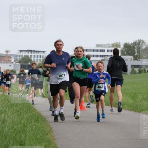 04.05.2025 - 8. Wedeler Halbmarathon Yannick Fuchs http://msf.ph/oto/7823283 04.05.2025 11:11:07 Laufen 332, 1077, 1110, 464, 124 meine-sportfotos.de