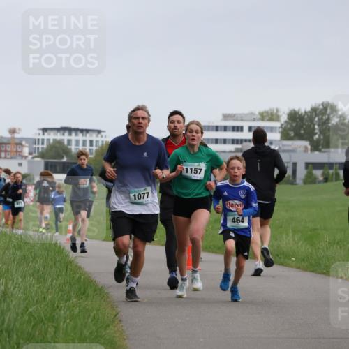 04.05.2025 - 8. Wedeler Halbmarathon Yannick Fuchs http://msf.ph/oto/7823305 04.05.2025 11:11:07 Laufen 977, 1077, 1157, 464 meine-sportfotos.de
