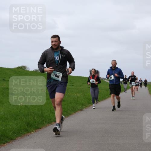 04.05.2025 - 8. Wedeler Halbmarathon Yannick Fuchs http://msf.ph/oto/7823322 04.05.2025 11:52:41 Laufen 198, 59 meine-sportfotos.de