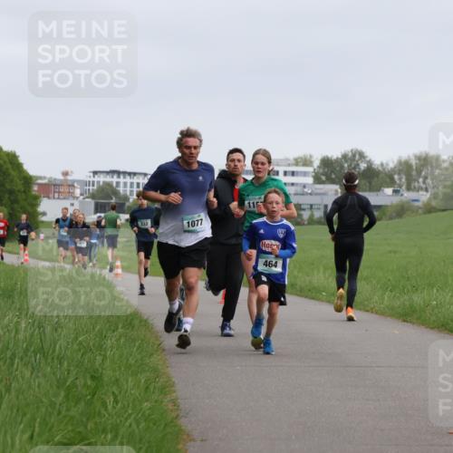 04.05.2025 - 8. Wedeler Halbmarathon Yannick Fuchs http://msf.ph/oto/7823348 04.05.2025 11:11:09 Laufen 10000, 332, 1077, 115, 464 meine-sportfotos.de
