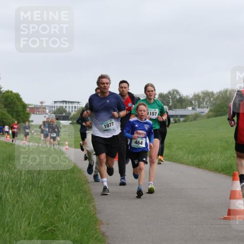 04.05.2025 - 8. Wedeler Halbmarathon Yannick Fuchs http://msf.ph/oto/7823353 04.05.2025 11:11:10 Laufen 1077, 464, 1157 meine-sportfotos.de