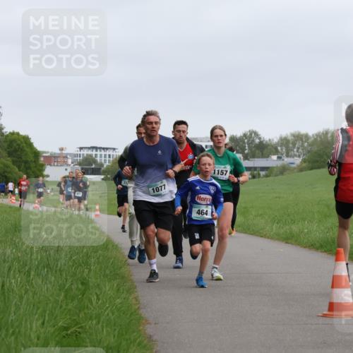 04.05.2025 - 8. Wedeler Halbmarathon Yannick Fuchs http://msf.ph/oto/7823359 04.05.2025 11:11:10 Laufen 1077, 1157, 464 meine-sportfotos.de