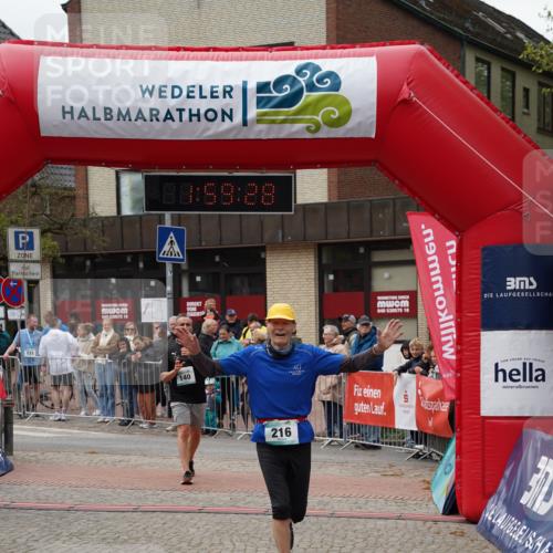 04.05.2025 - 8. Wedeler Halbmarathon Felixshl http://msf.ph/oto/7823405 04.05.2025 11:59:26 Ziel 140, 216 meine-sportfotos.de