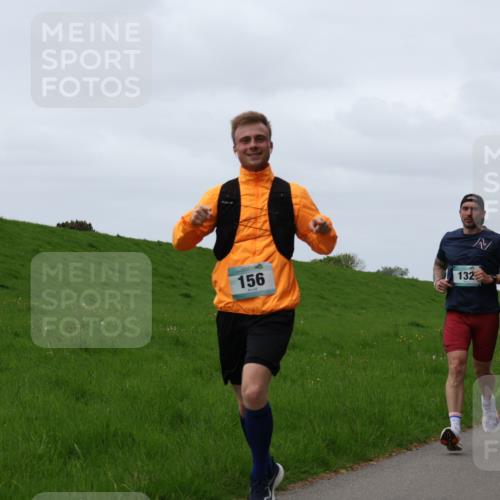 04.05.2025 - 8. Wedeler Halbmarathon Yannick Fuchs http://msf.ph/oto/7823408 04.05.2025 11:30:28 Laufen 156, 132, 511, 421 meine-sportfotos.de