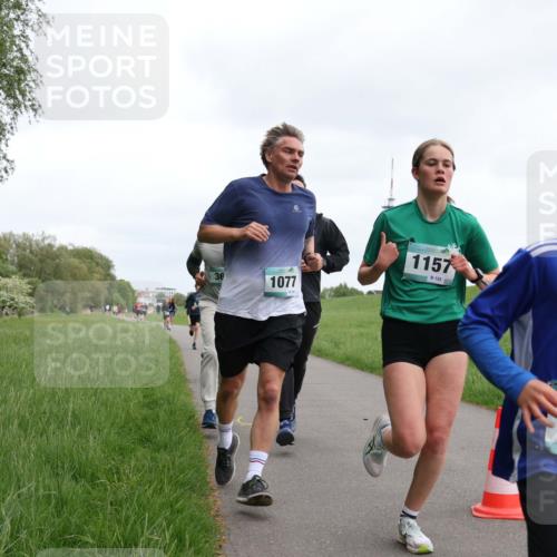 04.05.2025 - 8. Wedeler Halbmarathon Yannick Fuchs http://msf.ph/oto/7823505 04.05.2025 11:11:14 Laufen 36, 1077, 1157, 135, 680, 464 meine-sportfotos.de