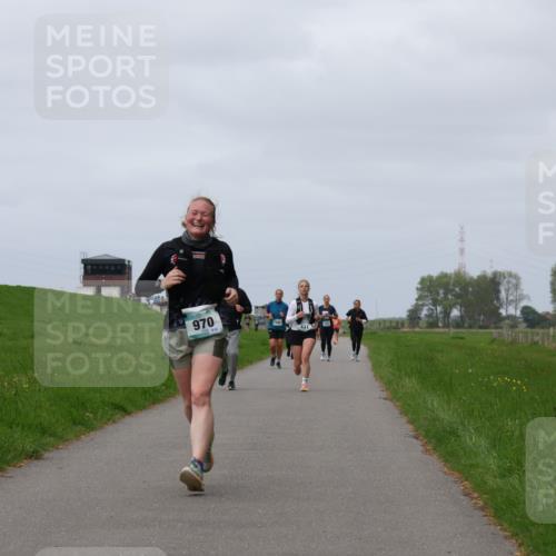 04.05.2025 - 8. Wedeler Halbmarathon Yannick Fuchs http://msf.ph/oto/7823542 04.05.2025 11:52:46 Laufen 970 meine-sportfotos.de