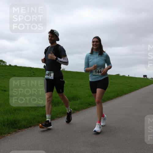 04.05.2025 - 8. Wedeler Halbmarathon Yannick Fuchs http://msf.ph/oto/7823577 04.05.2025 12:18:59 Laufen 144, 145 meine-sportfotos.de