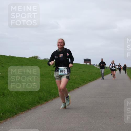 04.05.2025 - 8. Wedeler Halbmarathon Yannick Fuchs http://msf.ph/oto/7823618 04.05.2025 11:52:48 Laufen 970 meine-sportfotos.de