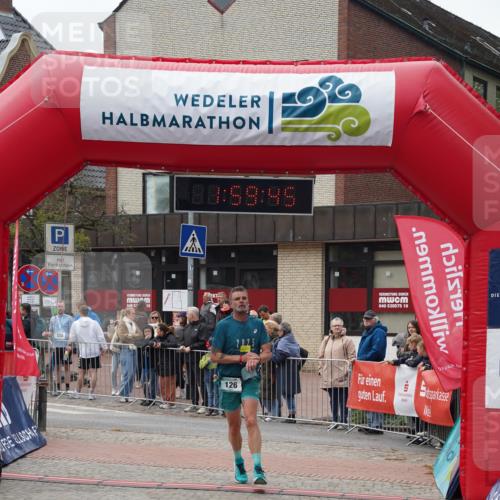 04.05.2025 - 8. Wedeler Halbmarathon Felixshl http://msf.ph/oto/7823622 04.05.2025 11:59:43 Ziel 126 meine-sportfotos.de