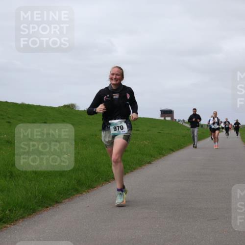 04.05.2025 - 8. Wedeler Halbmarathon Yannick Fuchs http://msf.ph/oto/7823623 04.05.2025 11:52:48 Laufen 970 meine-sportfotos.de