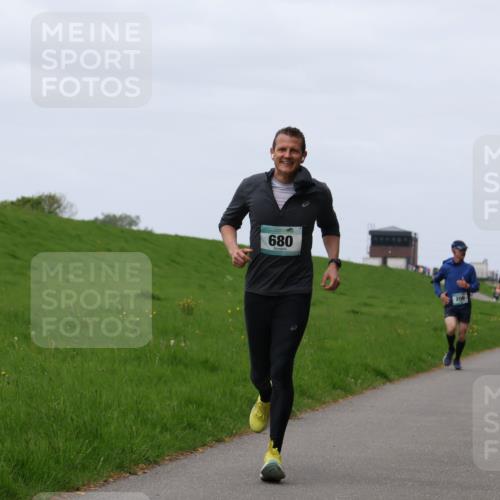 04.05.2025 - 8. Wedeler Halbmarathon Yannick Fuchs http://msf.ph/oto/7823690 04.05.2025 11:30:45 Laufen 680, 209, 157 meine-sportfotos.de