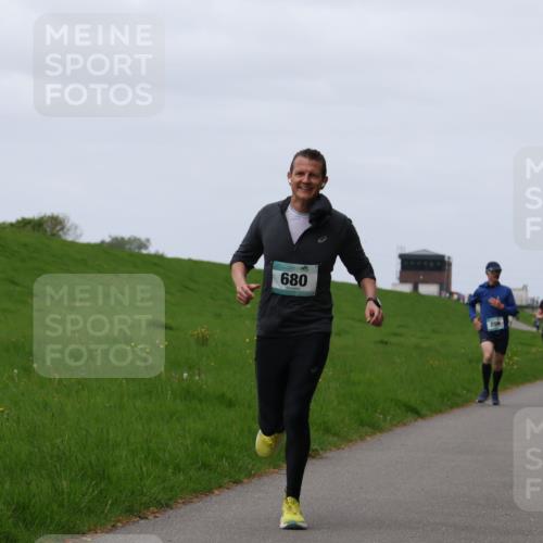 04.05.2025 - 8. Wedeler Halbmarathon Yannick Fuchs http://msf.ph/oto/7823693 04.05.2025 11:30:45 Laufen 680, 209, 157 meine-sportfotos.de