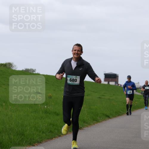 04.05.2025 - 8. Wedeler Halbmarathon Yannick Fuchs http://msf.ph/oto/7823696 04.05.2025 11:30:45 Laufen 680, 209, 157 meine-sportfotos.de