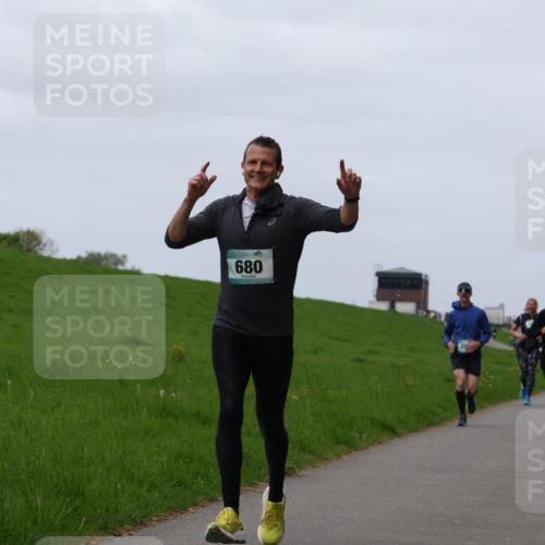 04.05.2025 - 8. Wedeler Halbmarathon Yannick Fuchs http://msf.ph/oto/7823703 04.05.2025 11:30:45 Laufen 680, 157 meine-sportfotos.de