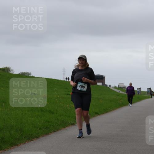 04.05.2025 - 8. Wedeler Halbmarathon Yannick Fuchs http://msf.ph/oto/7823704 04.05.2025 12:19:37 Laufen 206 meine-sportfotos.de