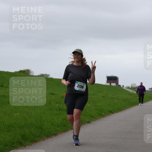 04.05.2025 - 8. Wedeler Halbmarathon Yannick Fuchs http://msf.ph/oto/7823727 04.05.2025 12:19:38 Laufen 206 meine-sportfotos.de