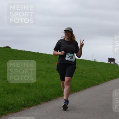 04.05.2025 - 8. Wedeler Halbmarathon Yannick Fuchs http://msf.ph/oto/7823772 04.05.2025 12:19:39 Laufen 206, 877 meine-sportfotos.de