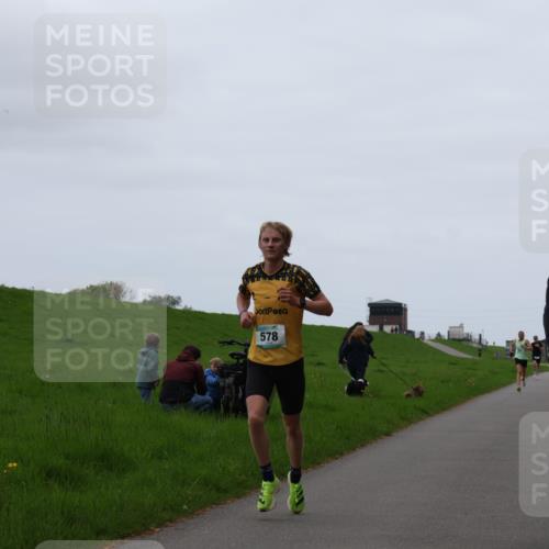 04.05.2025 - 8. Wedeler Halbmarathon Yannick Fuchs http://msf.ph/oto/7823883 04.05.2025 11:11:31 Laufen 578 meine-sportfotos.de