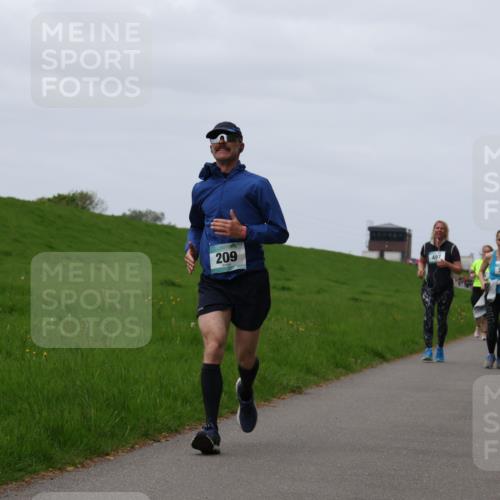 04.05.2025 - 8. Wedeler Halbmarathon Yannick Fuchs http://msf.ph/oto/7823901 04.05.2025 11:30:52 Laufen 209, 497, 501 meine-sportfotos.de