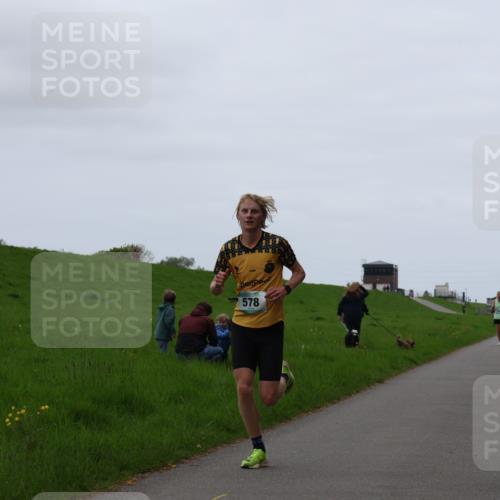 04.05.2025 - 8. Wedeler Halbmarathon Yannick Fuchs http://msf.ph/oto/7823903 04.05.2025 11:11:31 Laufen 578 meine-sportfotos.de