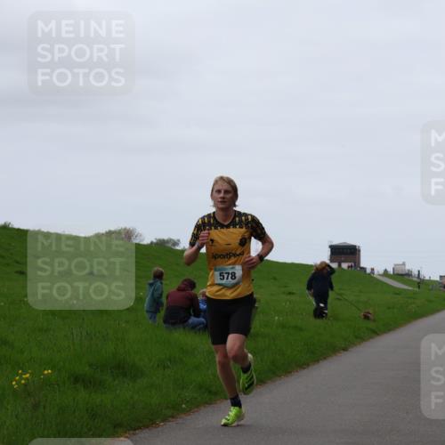 04.05.2025 - 8. Wedeler Halbmarathon Yannick Fuchs http://msf.ph/oto/7823907 04.05.2025 11:11:31 Laufen 578 meine-sportfotos.de