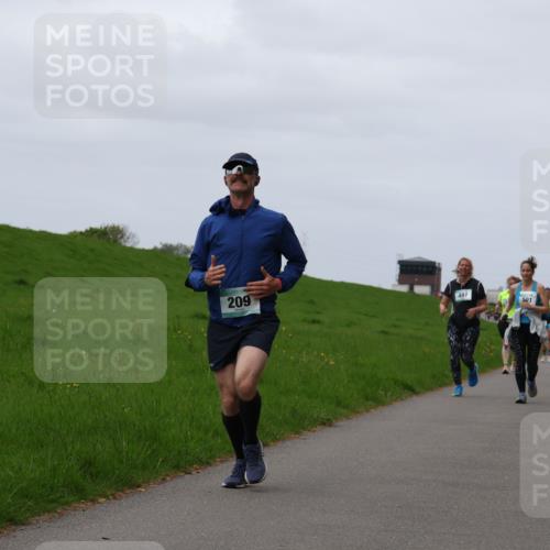04.05.2025 - 8. Wedeler Halbmarathon Yannick Fuchs http://msf.ph/oto/7823909 04.05.2025 11:30:52 Laufen 209, 497, 501 meine-sportfotos.de