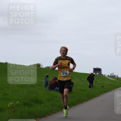 04.05.2025 - 8. Wedeler Halbmarathon Yannick Fuchs http://msf.ph/oto/7823911 04.05.2025 11:11:31 Laufen 578 meine-sportfotos.de