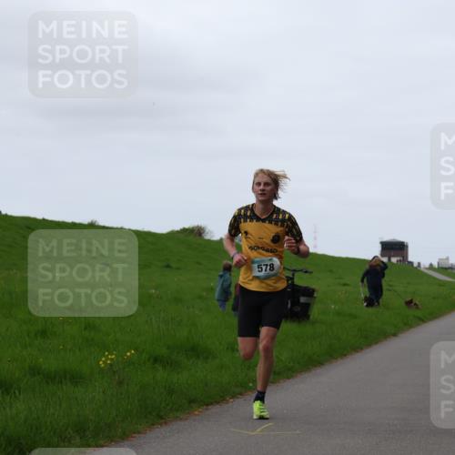 04.05.2025 - 8. Wedeler Halbmarathon Yannick Fuchs http://msf.ph/oto/7823926 04.05.2025 11:11:31 Laufen 578 meine-sportfotos.de
