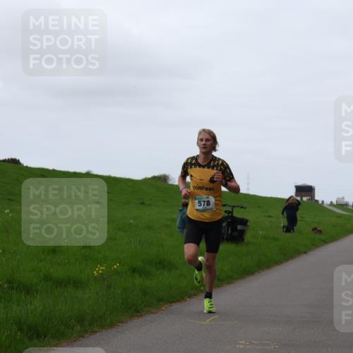04.05.2025 - 8. Wedeler Halbmarathon Yannick Fuchs http://msf.ph/oto/7823932 04.05.2025 11:11:31 Laufen 578 meine-sportfotos.de