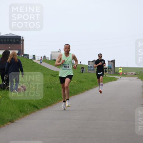 04.05.2025 - 8. Wedeler Halbmarathon Yannick Fuchs http://msf.ph/oto/7824078 04.05.2025 11:11:36 Laufen 984 meine-sportfotos.de