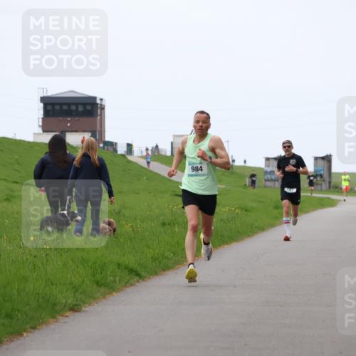 04.05.2025 - 8. Wedeler Halbmarathon Yannick Fuchs http://msf.ph/oto/7824083 04.05.2025 11:11:37 Laufen 984, 187 meine-sportfotos.de
