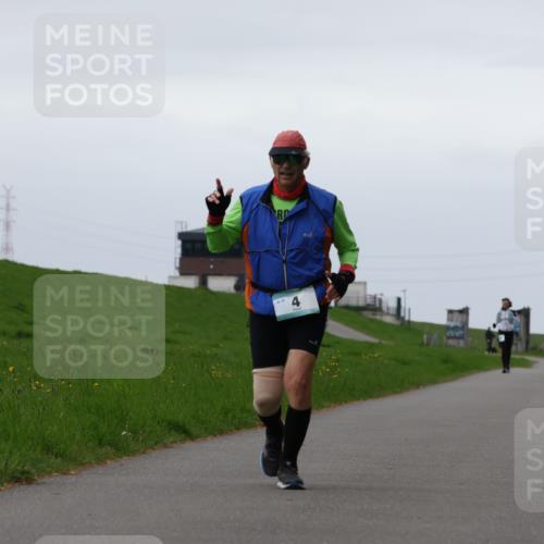 04.05.2025 - 8. Wedeler Halbmarathon Yannick Fuchs http://msf.ph/oto/7824128 04.05.2025 12:21:28 Laufen  meine-sportfotos.de
