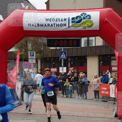 04.05.2025 - 8. Wedeler Halbmarathon Felixshl http://msf.ph/oto/7824132 04.05.2025 12:00:00 Ziel 151, 418, 529, 530 meine-sportfotos.de