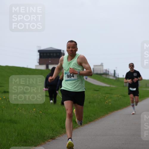 04.05.2025 - 8. Wedeler Halbmarathon Yannick Fuchs http://msf.ph/oto/7824224 04.05.2025 11:11:39 Laufen 984 meine-sportfotos.de