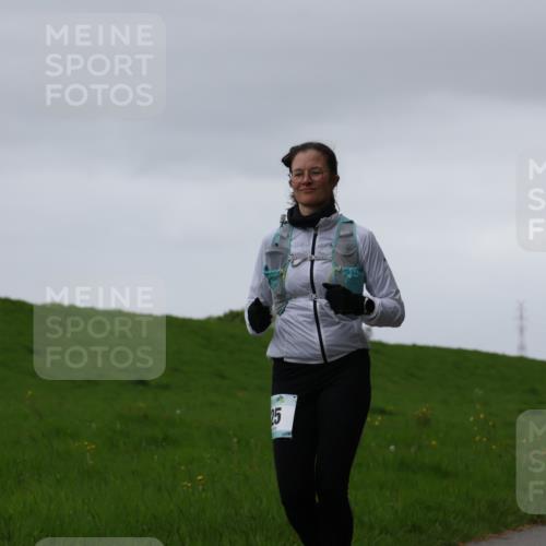 04.05.2025 - 8. Wedeler Halbmarathon Yannick Fuchs http://msf.ph/oto/7824294 04.05.2025 12:22:05 Laufen 15 meine-sportfotos.de