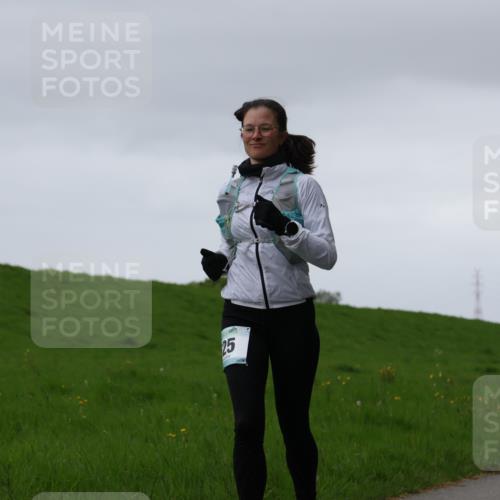 04.05.2025 - 8. Wedeler Halbmarathon Yannick Fuchs http://msf.ph/oto/7824301 04.05.2025 12:22:05 Laufen  meine-sportfotos.de